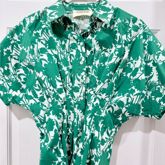 Exquise Tobie Short Sleeve Green & White Floral Pleated Blouse Size XXS - Picture 4 of 8